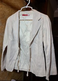 baleno白色外套