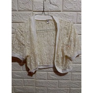 Preloved Bolero Brukat Crop Broken White