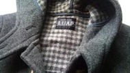 (1680元-免運)~[日本-LUAP]~灰色牛角扣連帽~毛料-長大衣 M號(約正常XL號) 九成五新