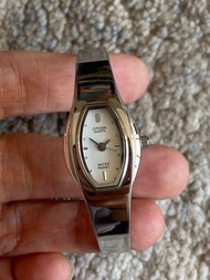 Citizen watch 女裝電子手錶