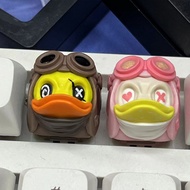 Couple Style Flying Duck Keycap Cute Pink Creative Cross Axis Game Mechanical Keyboard Little Yellow