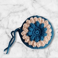 Round knitted wallet, knitted coin purse, unique knitted wallet