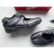 Nike Air Rift Leather 皮革 忍者鞋 全黑 黑色 魔鬼氈 分趾鞋 Tabi HM5737-002 / 26cm