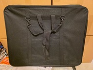 黑色大型VA視覺藝術畫作/圖側收納袋 Art bag