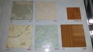 三群工班立體木紋塑膠地板長條塑膠地磚30X30X1.2每坪DIY350元可代工服務迅速網路最低價另壁紙地毯窗簾油漆服務