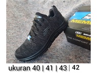 sepatu sport runing pria sepatu olahraga lari cowok skechers full hitam polos track front runner