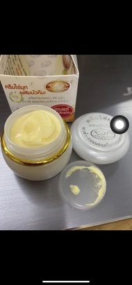 ครีมไข่มุกผสมบัวหิมะแท้ ขนาด20กรัม