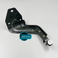 DOOR ROLLER NISSAN URVAN E25 (LOWER)