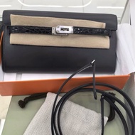 有票✨ hermes Kelly to go 灰色拼黑色鰐魚皮 epsom皮拼鰐魚 銀扣