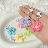 Cute flower-shaped keychain (A48)
