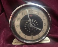 60年代捷和廠天秤牌香港製菊花上鏈 鬧鐘（行走正常）