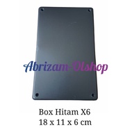 Box X6 18 x 11 x 6 cm / Black Box X6