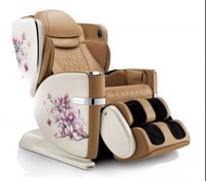 OSIM 4 手天王按摩椅, 八成新淨，保養得宜，原價：4萬，現搬家特惠價，有意洽談，沙田區取貨，可代call go go van. （自備大隻佬💪），超值之選。