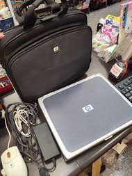 *古董筆電整套含手提包+變壓器-HP CRVSA-02T1-90-螢幕NG