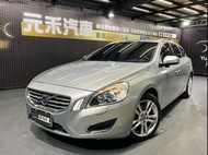 『小李』中古車 元禾汽車 Volvo V60 D4 豪華版 二手車 代步車 非自售 全額貸 實車實價 新古車 強力貸款 可試駕 旅行車 車換車 便宜車 便宜又省稅 只給行情最低價 只要喜歡都可以談談 歡迎試駕 可配合把車頂高高 專業認證