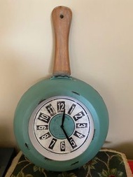 美式鄉村風平底鍋造型掛鐘 時鐘