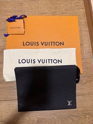 LV pochette voyage 手拿包