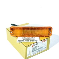 DAIHATSU CHARADE G12 1986 RIGHT FRONT BUMPER TURN SIGNAL LIGHTS
