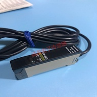 Omron Optical Fiber Amplifier E3X-A11 E3X-A41 E3X-F21 E3X-F51 E3X-H11