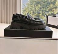 💯             【原裝正貨】alexander wang 亞歷山大王 中跟休閒單鞋 女款黑色