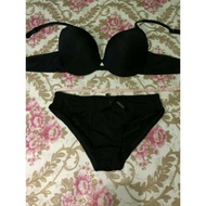 Bra Set Triumph Original Height Size 40b Black (Push Up Wire)