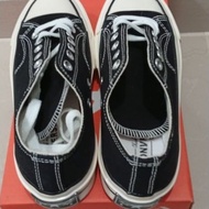 Converse converse converse