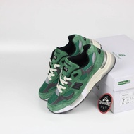 SEPATU New Balance NB 992 ArtM992JJ x JJJJound Green White