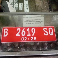 Plat nomor mobil merah FONT TERBARU berlogo standar samsat 1PCS dan 1Pasang