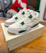 Air Jordan 4 Retro SB 'Pine Green'