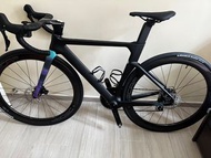 官網賣Rmb$6999 （2026年版）頂級破風公路車 Uci認證🚴 7.5kg單手舉起 購入價$8399 一體把全碳纖維公路單車 Java fuoco top 🔺 2025 105大套