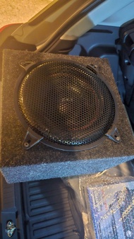 汽車重低音喇叭