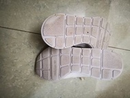 Adidas Swift Run Sneakers - Beige