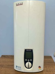 斯寶亞創 Stiebel Eltron 三相即熱式電熱水器 （ＬＣＤ 版面）