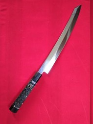 🇯🇵城山刃物 超鋼本燒  不銹切付柳刃 劍形柳刃 300mm 💓 真空燒入 深冷加工 💓 三面全鏡面 💓 碳纖維金沙三銀卷柄 💓 日本高級廚刀 💓 堺打刃物 💓 日本刀具