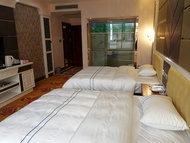 Hechi Gufuyuan Business Hotel