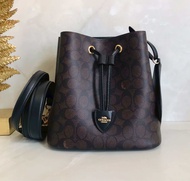 รับประกันแท้💯 มีหลายสี ROWAN BUCKET BAG IN SIGNATURE CANVAS CBH07