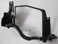 Suitable for BMW 5 Series E60 525 528 530 520 523 Headlight Bracket Headlight Bracket