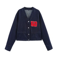 ฤดูใบไม้ผลิ 2025 ZR ผู้หญิงอเมริกัน New England Patriots DENIM เสื้อแจ็คเก็ตสั้นใหม่มาถึง V คอแขนยาว