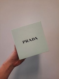 [new] 全新Prada pastel green paper box 淡綠色紙盒