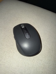 Logitech 無線靜音電競滑鼠