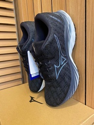 Mizuno Wave Inspire 19 รองเท้าวิ่ง ผู้ชาย แบบหน้ากว้าง 2E ค่ะ