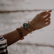 [Now] Natural Ocean Stone Surround Rope Bracelet/Amber Stone Bracelet