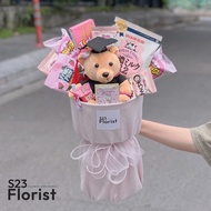 Graduation candy bouquet, meaningful graduation gifts, memorable gifts, gifts for friends