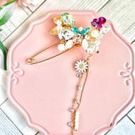 雙向馬蹄形別針胸針　飾以水晶寶石　蝴蝶　粉色　和綠色