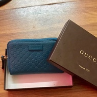 Preloved Authentic Gucci zip around wallet