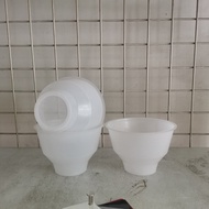 PLASTIC CUP STRAINER