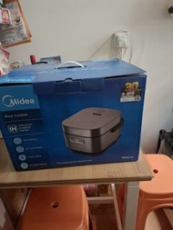 Midea 美的 1.8公升 IH磁應電飯煲 (型號：MB1824H)