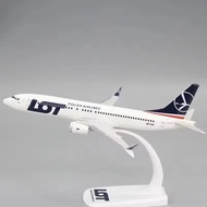 1: 200 Scale B737 Max8 B737 Lot Polish Aviation ABS Plastic Assemble Airplane Model Toys Resin Airpl