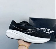 Saucony Triumph 21代系列 輕量舒適 休閒鞋 運動鞋 慢跑鞋 男女裝36-45