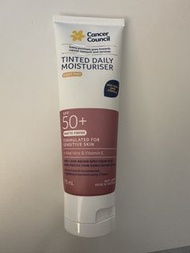 Cancer council SPF 50+ Tinted daily moisturiser 防曬日霜